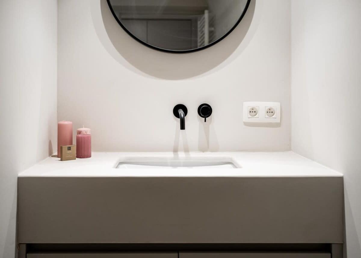 Huswell - Stylishly Renovated With View Appartement Gent