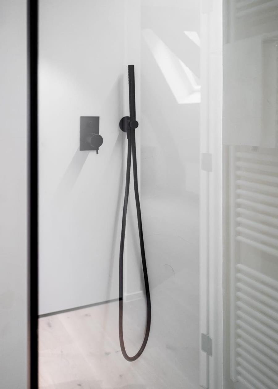 Huswell - Stylishly Renovated With View Gent